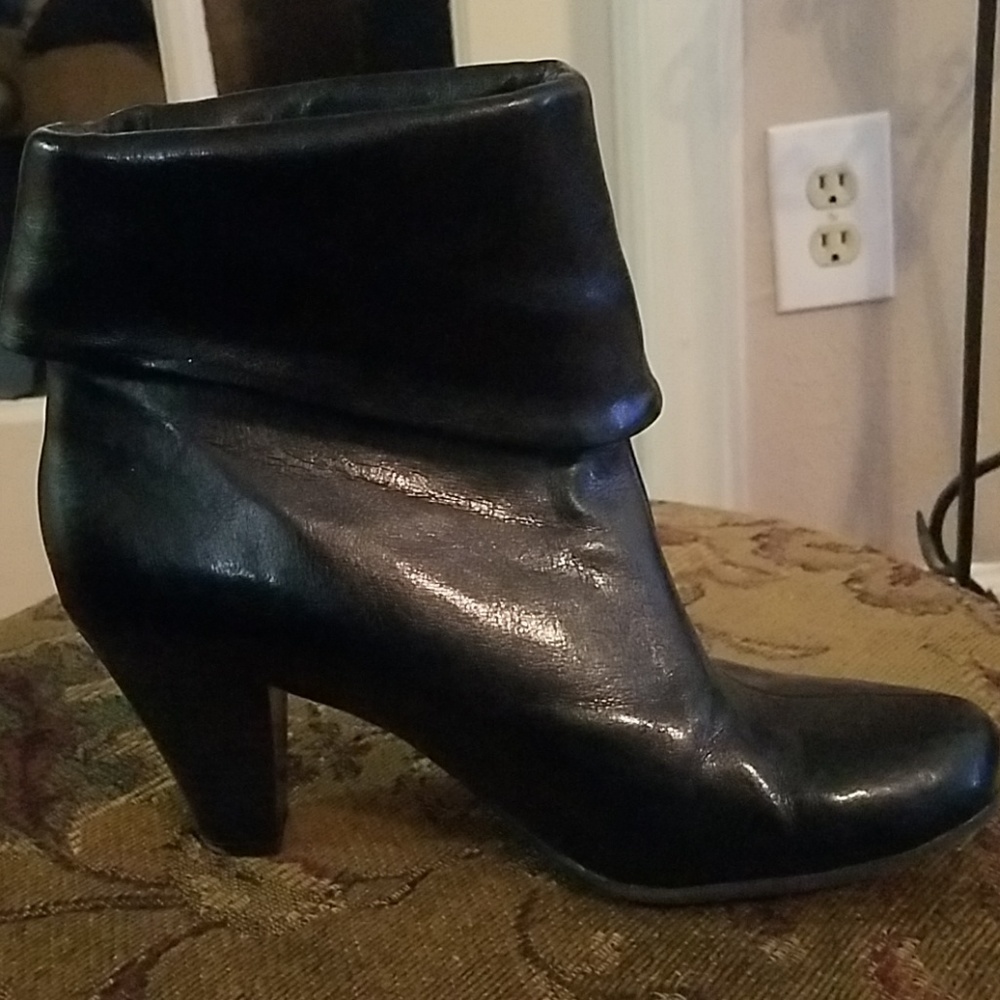 Black fold over ankle boots - REDUCED -